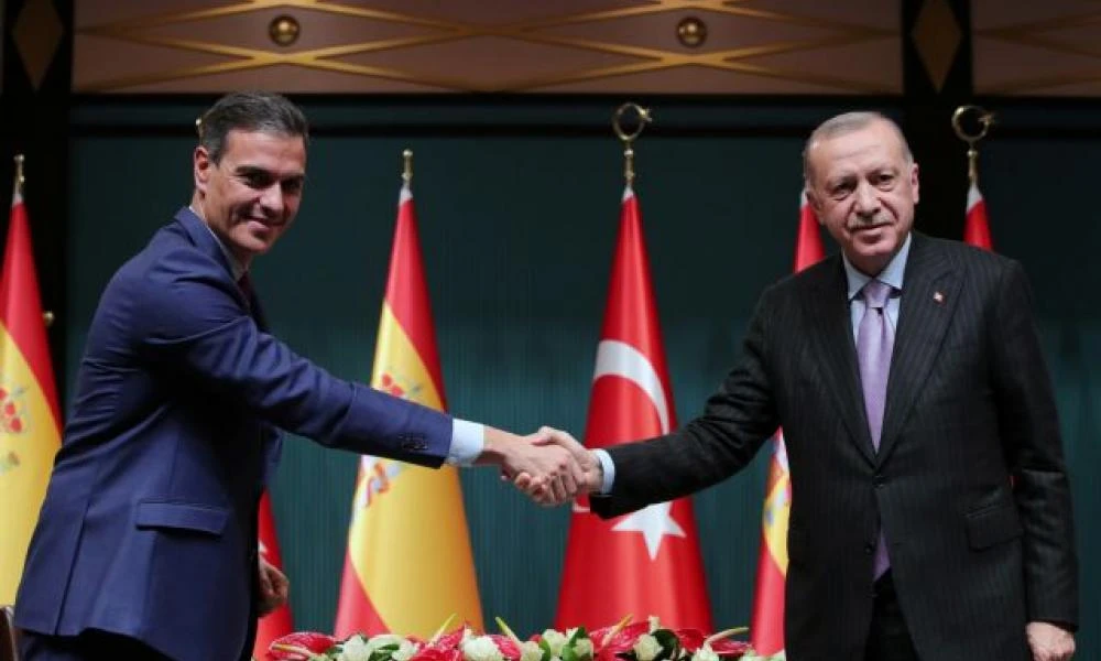Τηλεφώνημα σχετικά με τον πόλεμο στη Γάζα για Ερντογάν και Σάντσεθ
